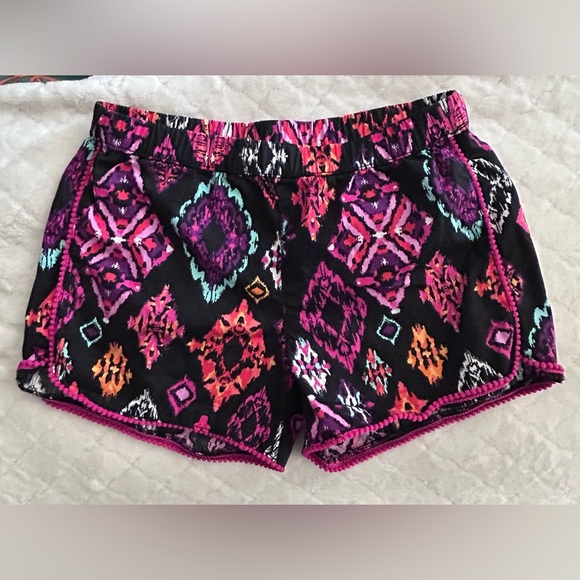 Gymboree Girl’s Black and Pink 3” Elastic Waist Ikat Shorts Size 7 - Picture 1 of 5